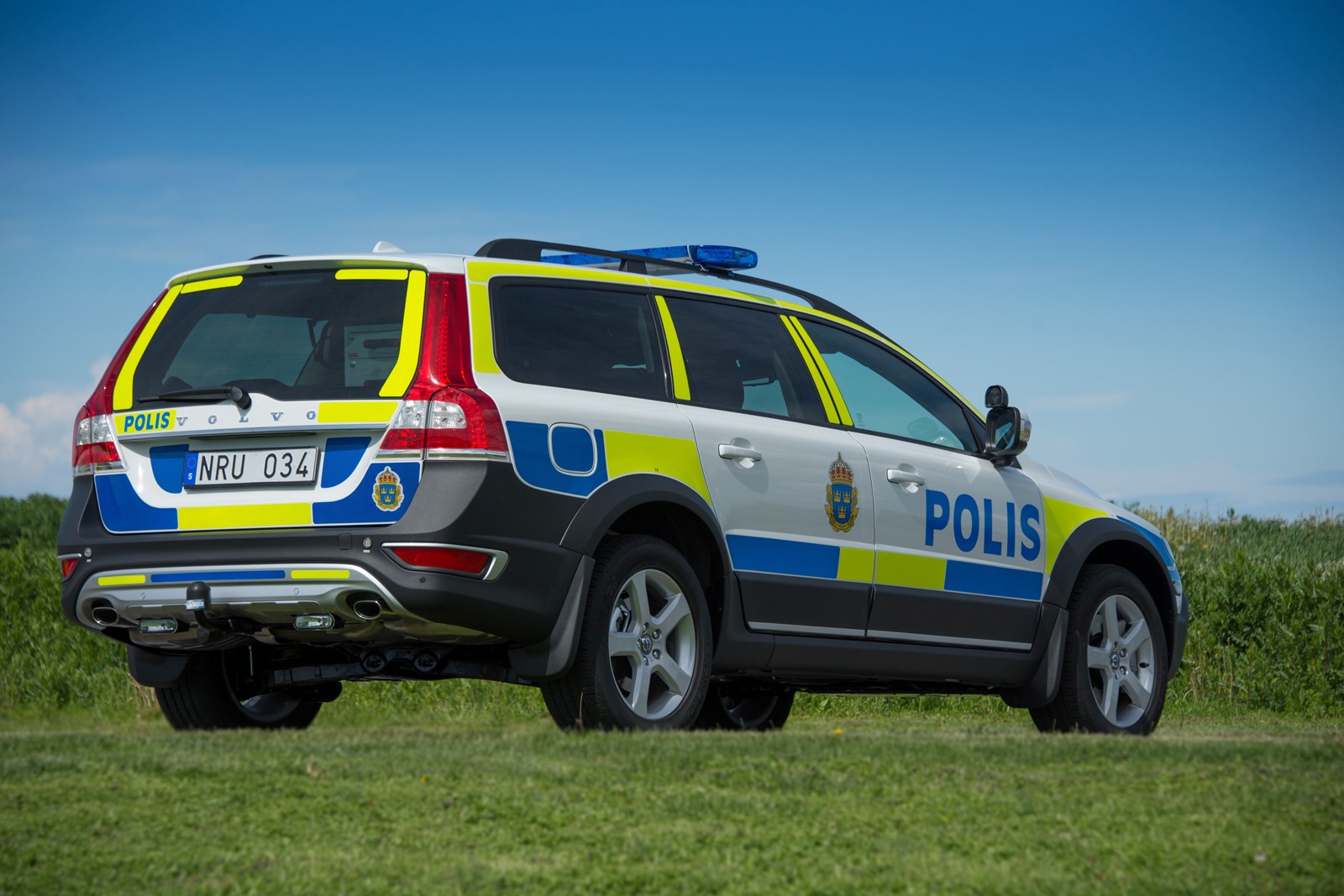 [Volvo-XC70-D5-AWD-Police-Car-2%255B3%255D.jpg]