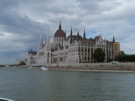 Obiective turistice Budapesta: Palatul Parlamntului ungar