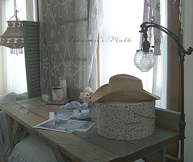 [hat4%255B5%255D.jpg]