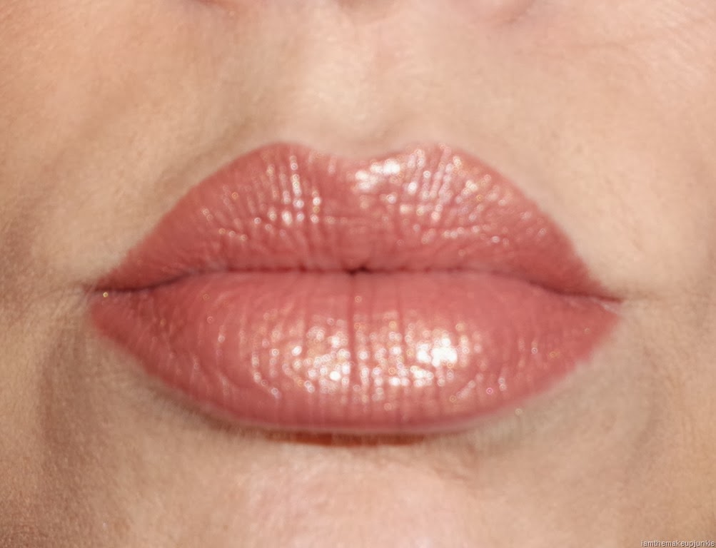 [Manna%2520Kadar%2520Gliss%2520Lipstick%255B12%255D.jpg]