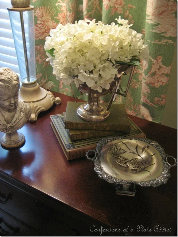 CONFESSIONS OF A PLATE ADDICT: Using Vintage Silver in Country French Décor