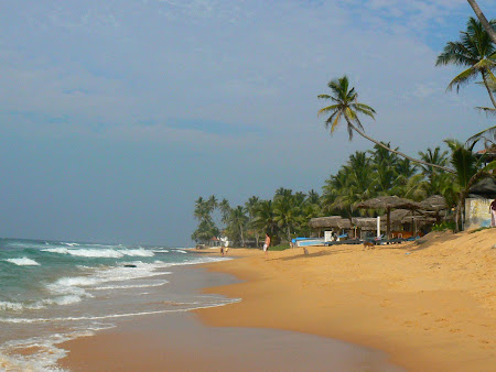 Plaje exotice: plaja din Hikkaduwa Sri Lanka