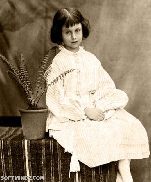 [Alice_Liddell_thumb%255B6%255D%255B9%255D.jpg]