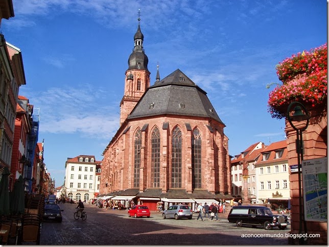 06-Heidelberg. Marktplatz. Hiliggeiskirche - P9020069