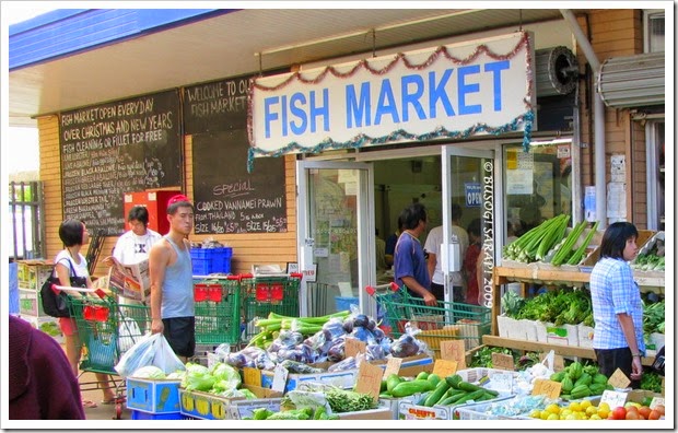 fish market© BUSOG! SARAP! 2009