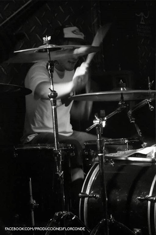 [935974_453377631441520_797663322_n%255B2%255D.jpg]