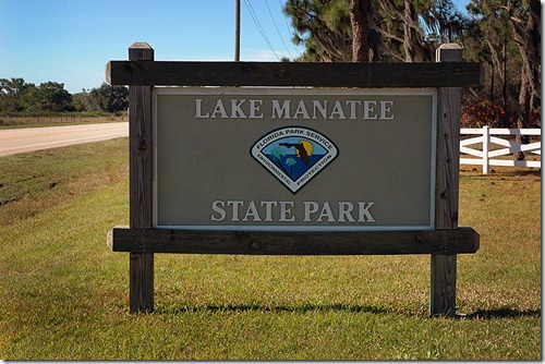 Lake-Manatee-Sign