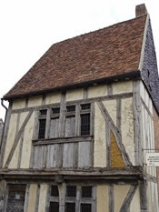 2014.09.11-020 maison du XVè siècle
