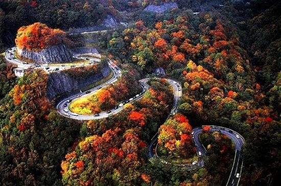 Irohazaka Road