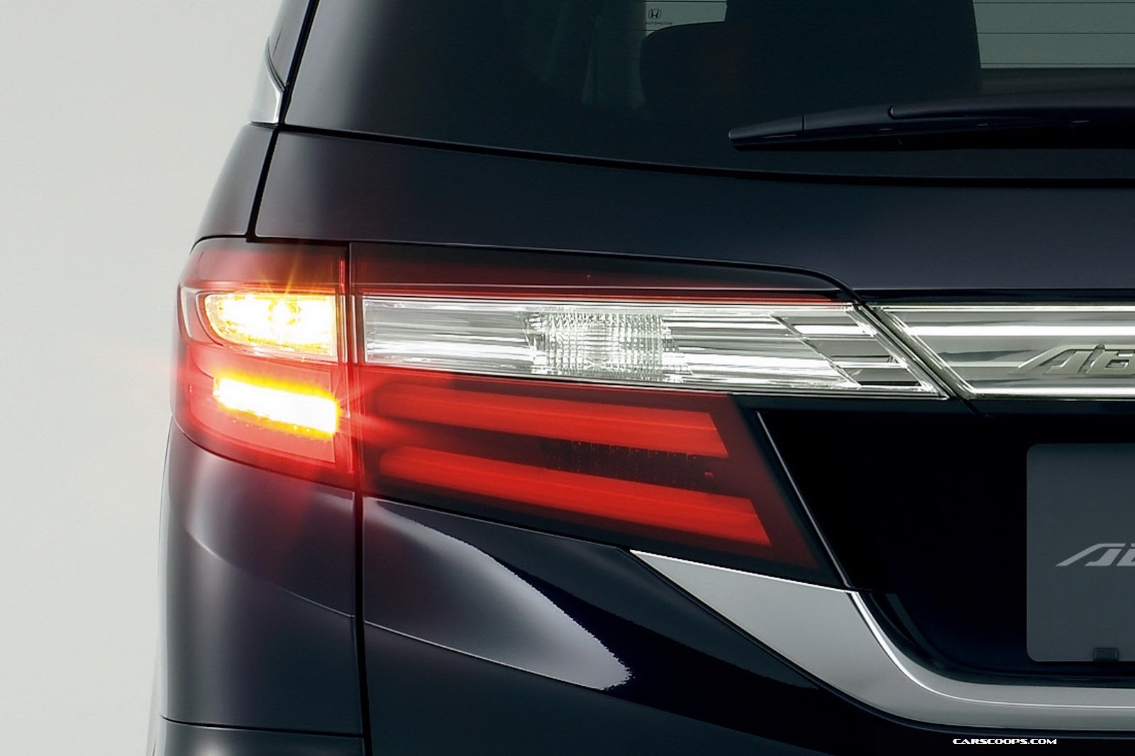 [2014-Honda-Odyssey-JDM-22%255B2%255D.jpg]