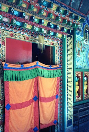 Imagini Nepal: temple tibetane.jpg