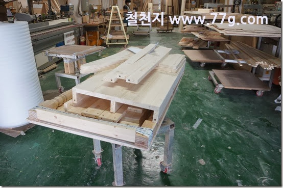 77gDSC06223-20131014-182947