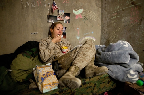 Женщины в Афганской войне