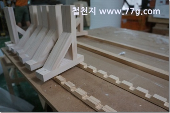 77gDSC01677-20130527-170246