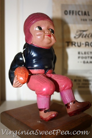 [Vintage%2520Football%2520Player%255B3%255D.jpg]