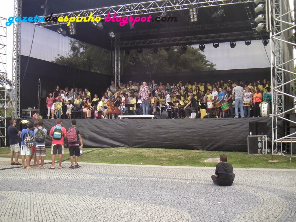 [GAZETA%2520DE%2520ESPINHO025Livro%2520MCS%255B3%255D.jpg]