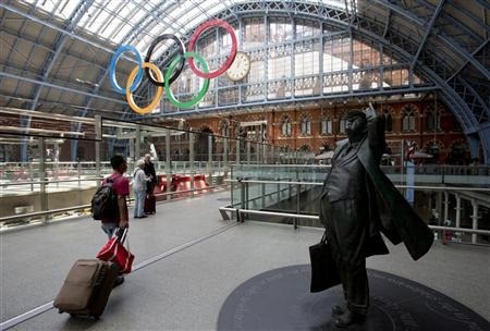 [A%2520quatro%2520dias%2520da%2520Olimp%25C3%25ADada%252C%2520metr%25C3%25B4%2520de%2520Londres%2520tem%2520falhas%255B2%255D.jpg]