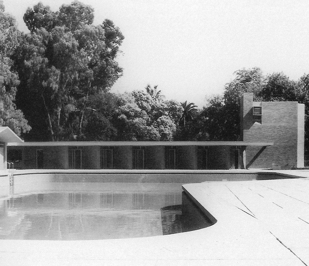 [Piscina-do-Campo-Grande.11.jpg]
