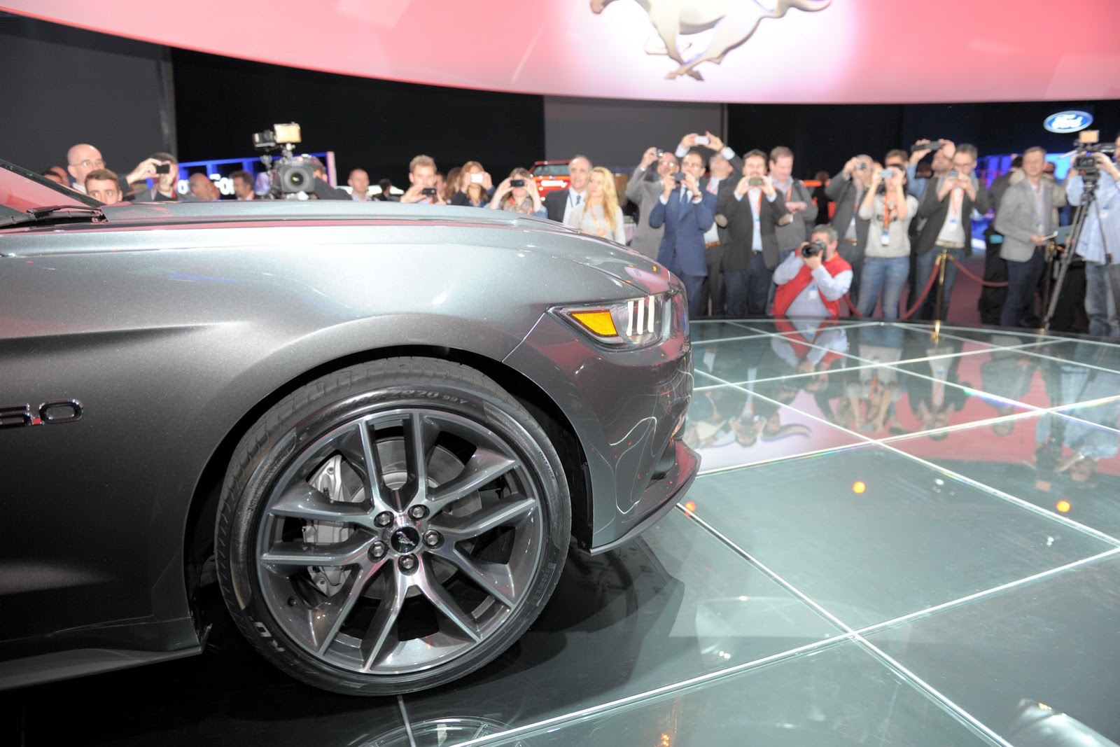 [2015-Ford-Mustang-Live-97%255B2%255D.jpg]