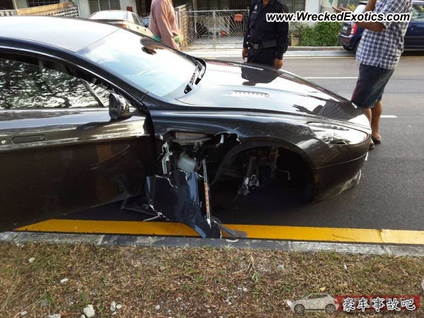 [2013-aston-martin-rapide-s-8705%255B3%255D.jpg]