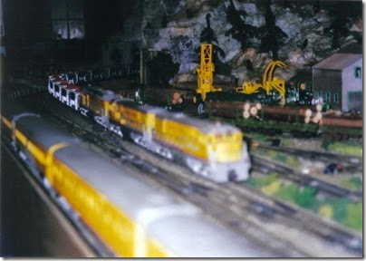 01 LK&R Layout at the Triangle Mall in February 2000