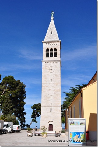 23-Novigrad.Plaza Veliki.Torre de la Iglesia-DSC_0635