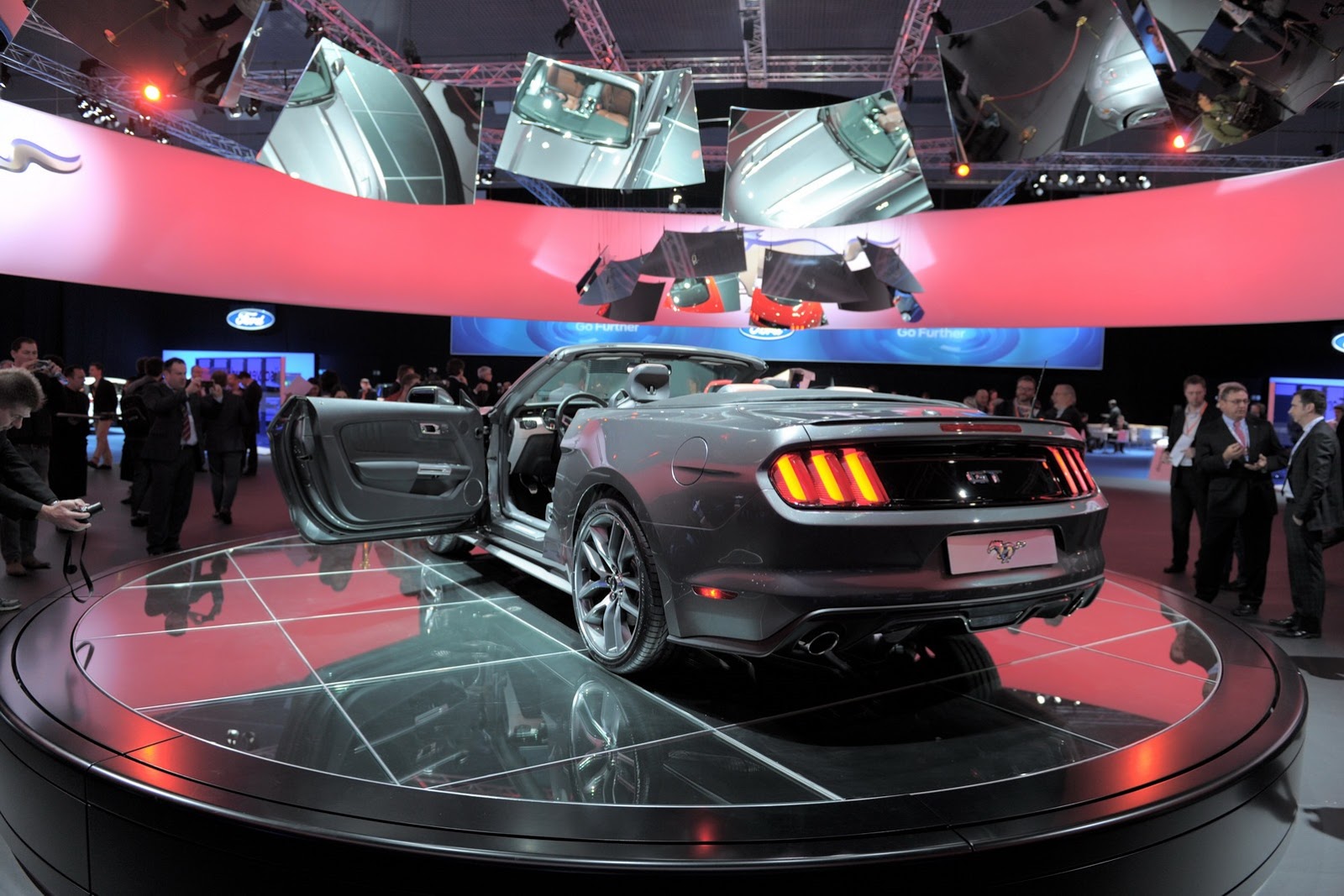 [2015-Ford-Mustang-Live-108%255B2%255D.jpg]