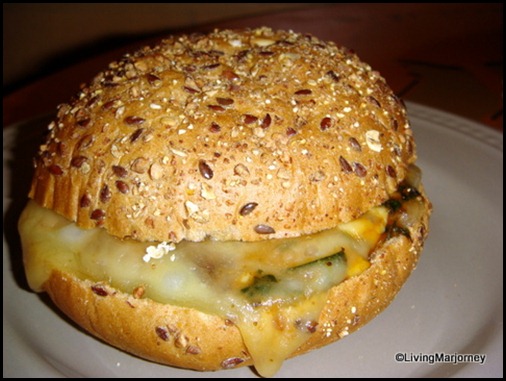 Starbucks Ratatouille and Mozzarella Cheese on Multigrain Bread 