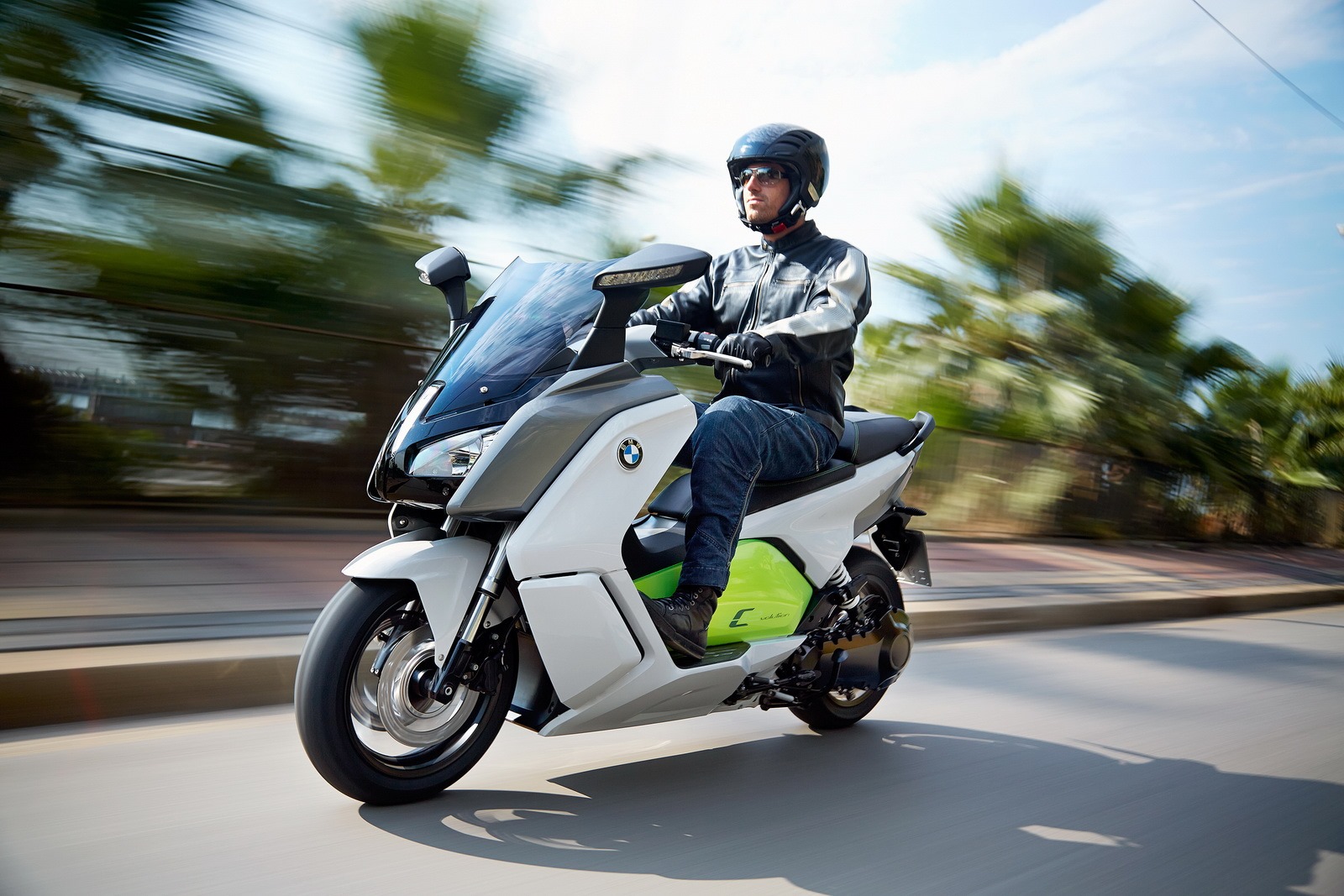 [BMW-Electric-Scooter-16%255B2%255D.jpg]