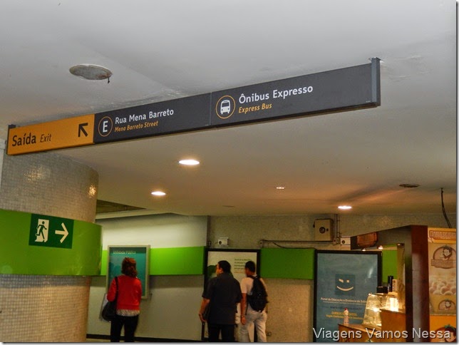 Saída E da Estação de Metrô Botafogo - Rua Mena Barreto