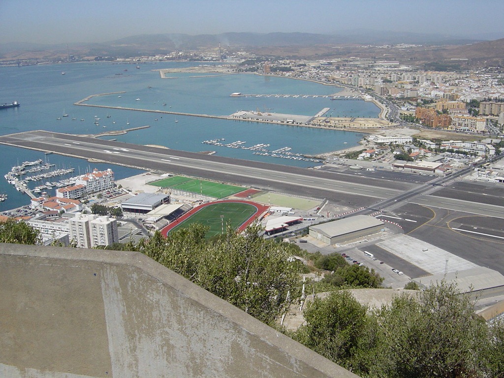 [Gibraltar%2520Airport%255B4%255D.jpg]