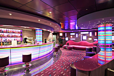 Drinks at the evocative Purple Jazz Bar on MSC Splendida are inspired by music of the Jazz Age.