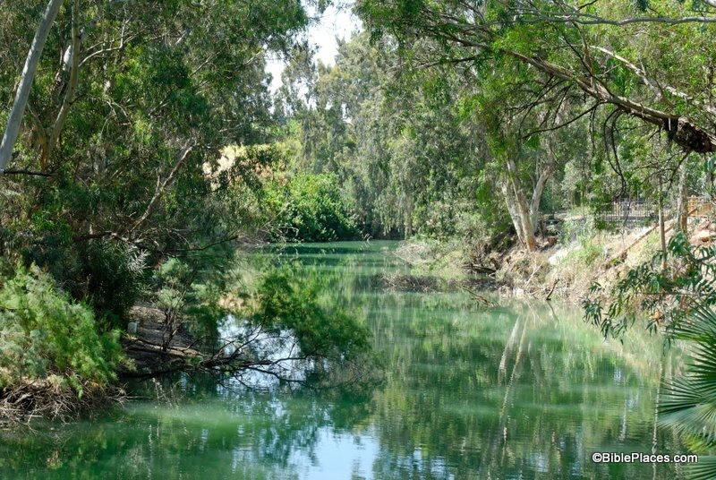 [Jordan-River-at-Yardenit-tb052908536.jpg]