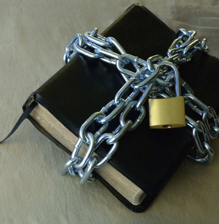 [chains%2520on%2520bible%255B2%255D.png]