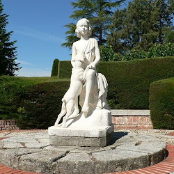 Mary-Urquijo-2.jpg