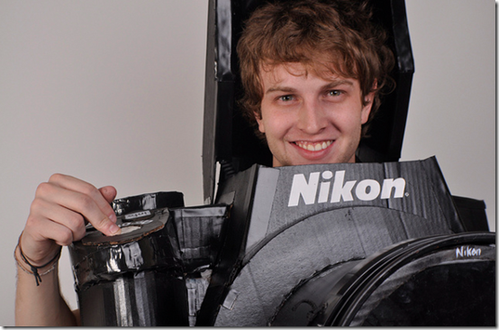 Tyler-Card´s-Nikon-costume Tyler-Card´s-Nikon-costume
