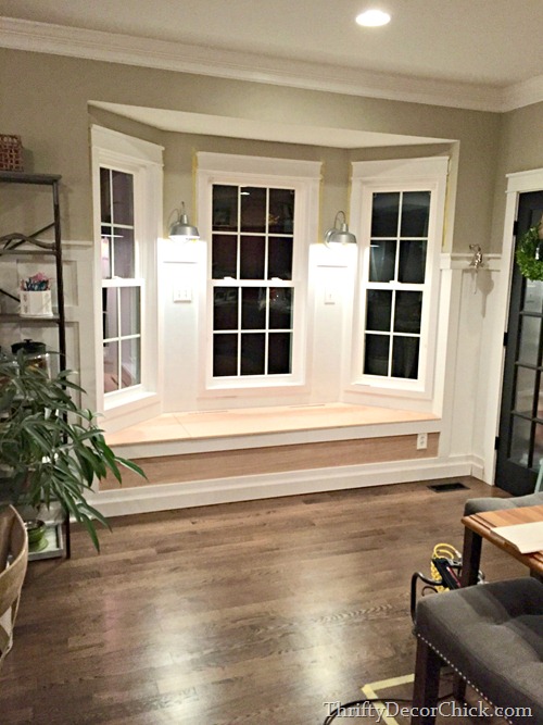 how to build bay window seat