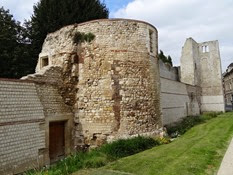 2014.09.11-016 ruines des remparts gallo-romains