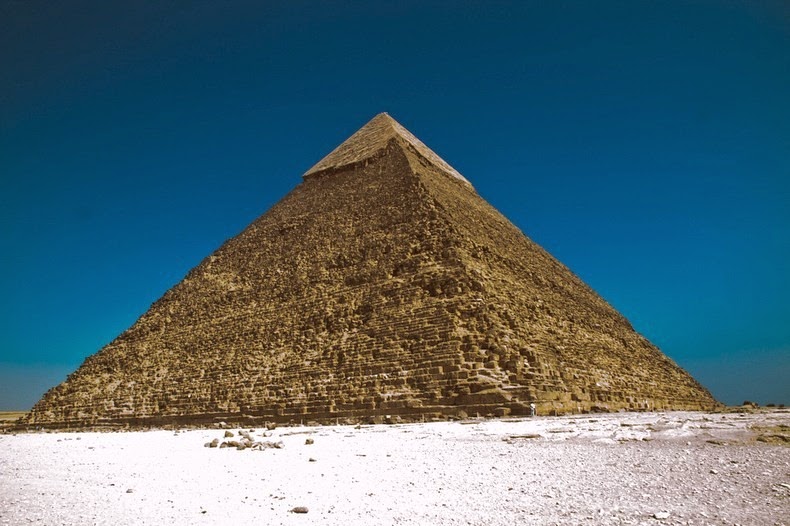 pyramids-giza-3 pyramids-giza-3