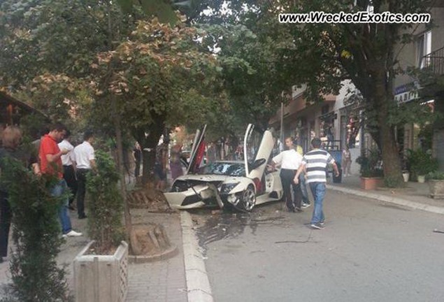Lamborghini-Crash-2