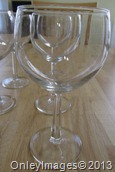 8 wine glasses (3)