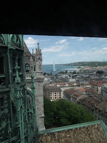 303 - Vistas desde la catedral de St. Pierre.JPG