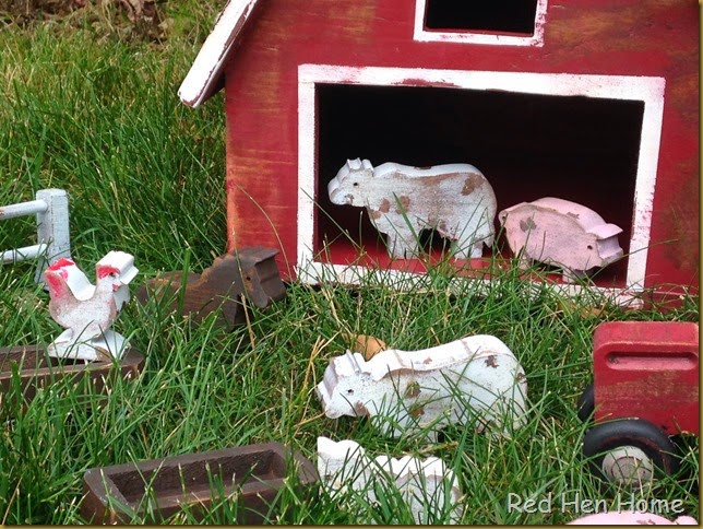 Red Hen Home toy barn 1