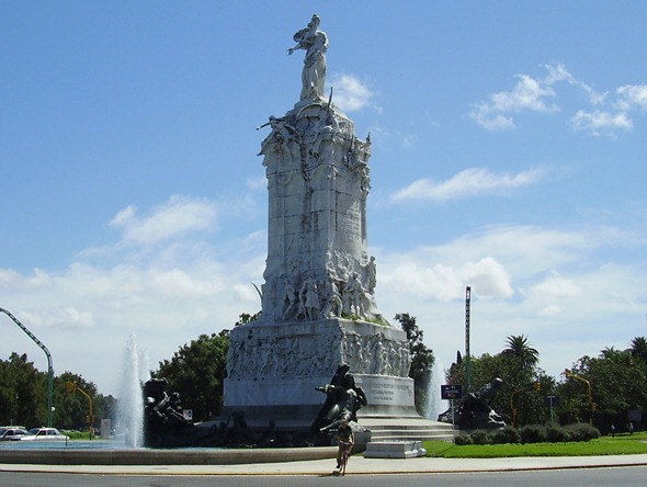 El Monumento de los Españoles