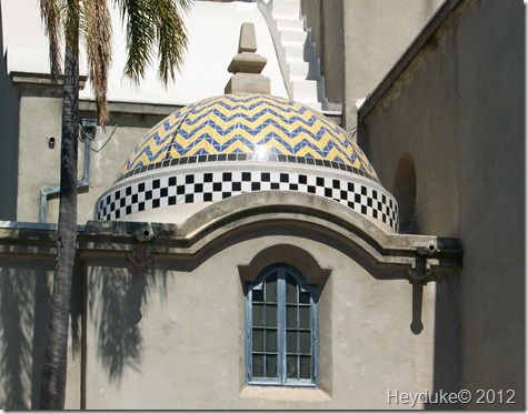 California tiled roofBuilding