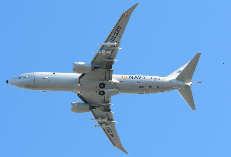 Indian-Navy-Boeing-P-8I-Aircraft-IN-320-08-Resize