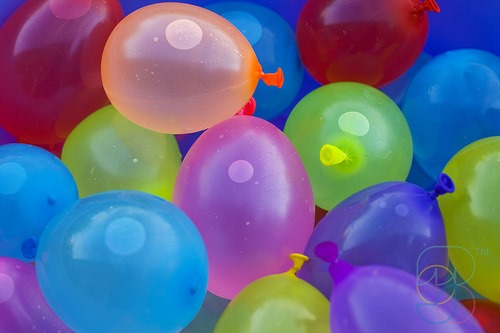 [waterballoons_0001%255B3%255D.jpg]