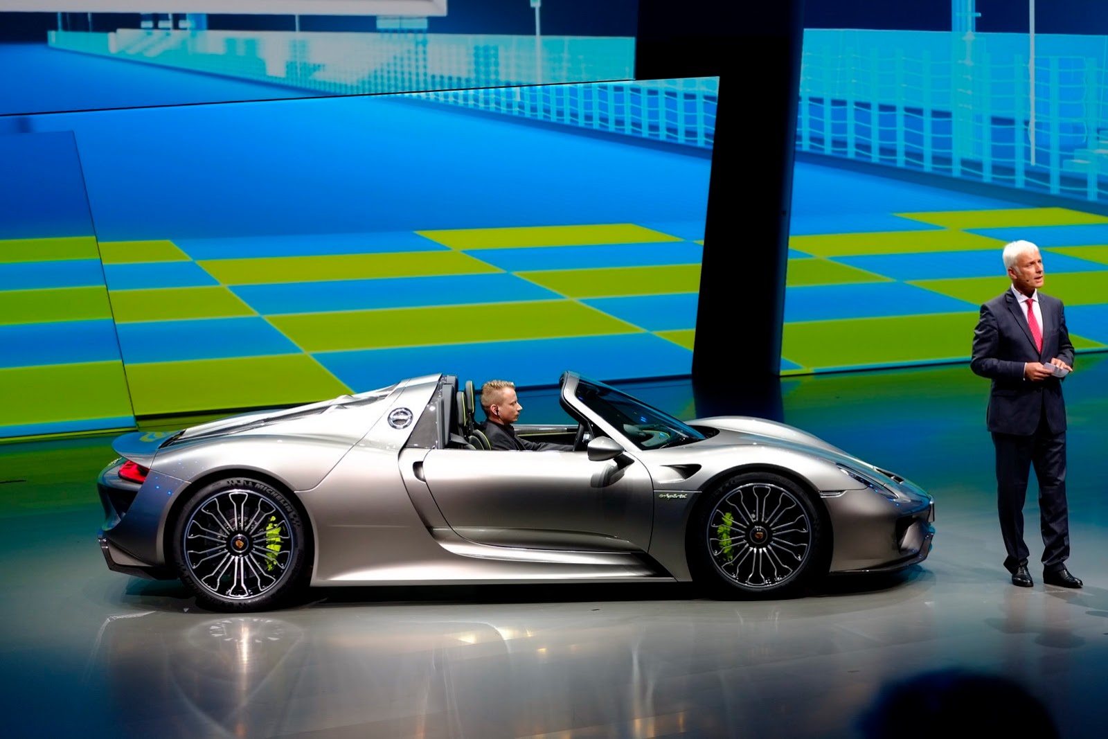 [VW-Group-Night-Event-39%255B2%255D.jpg]