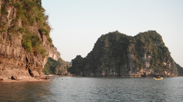 Caiaque em Halong Bay