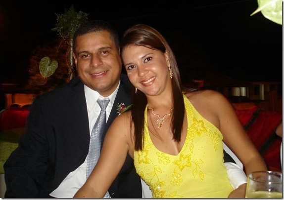 EMPRESÁRIO PÚBLIO ARAÚJO COM A EDSPOSA IVANA